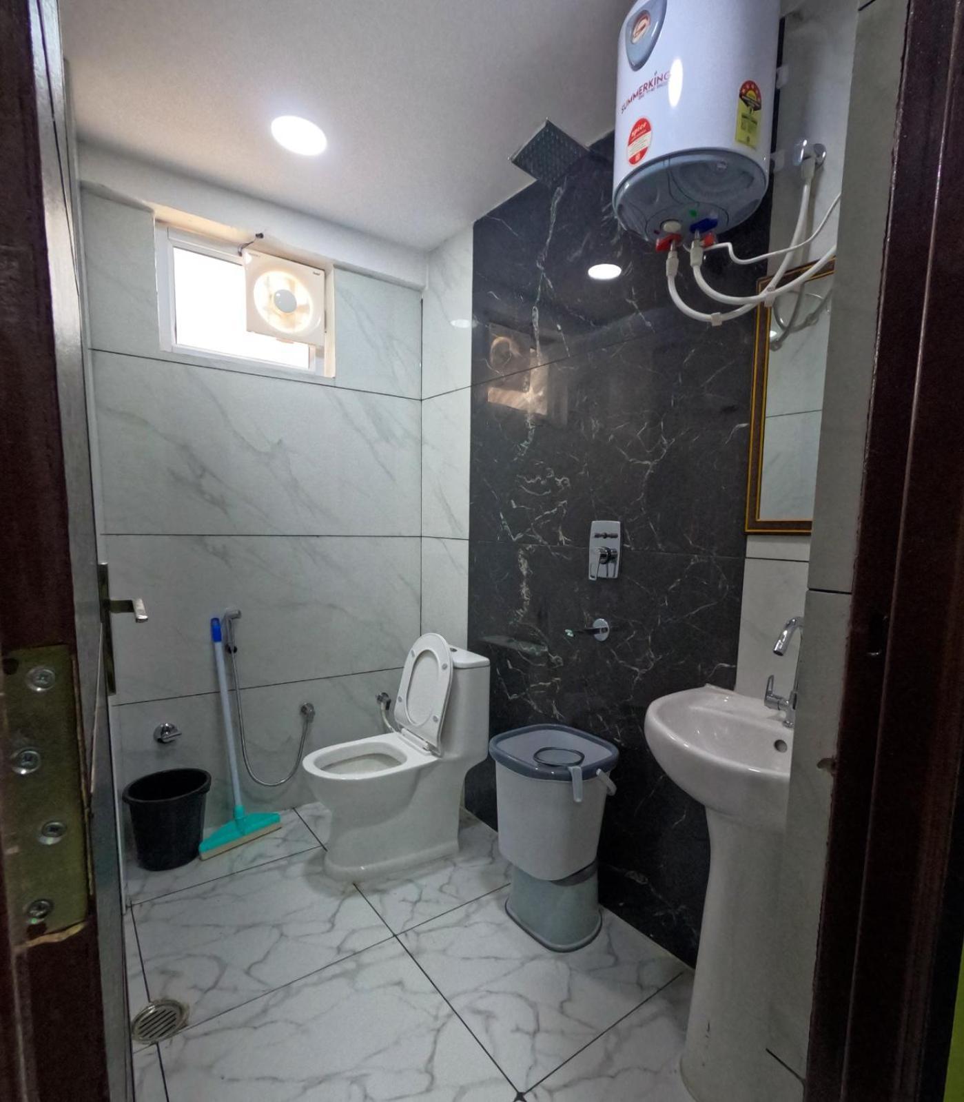 Hotel Aastha Height Rishīkesh Exterior foto